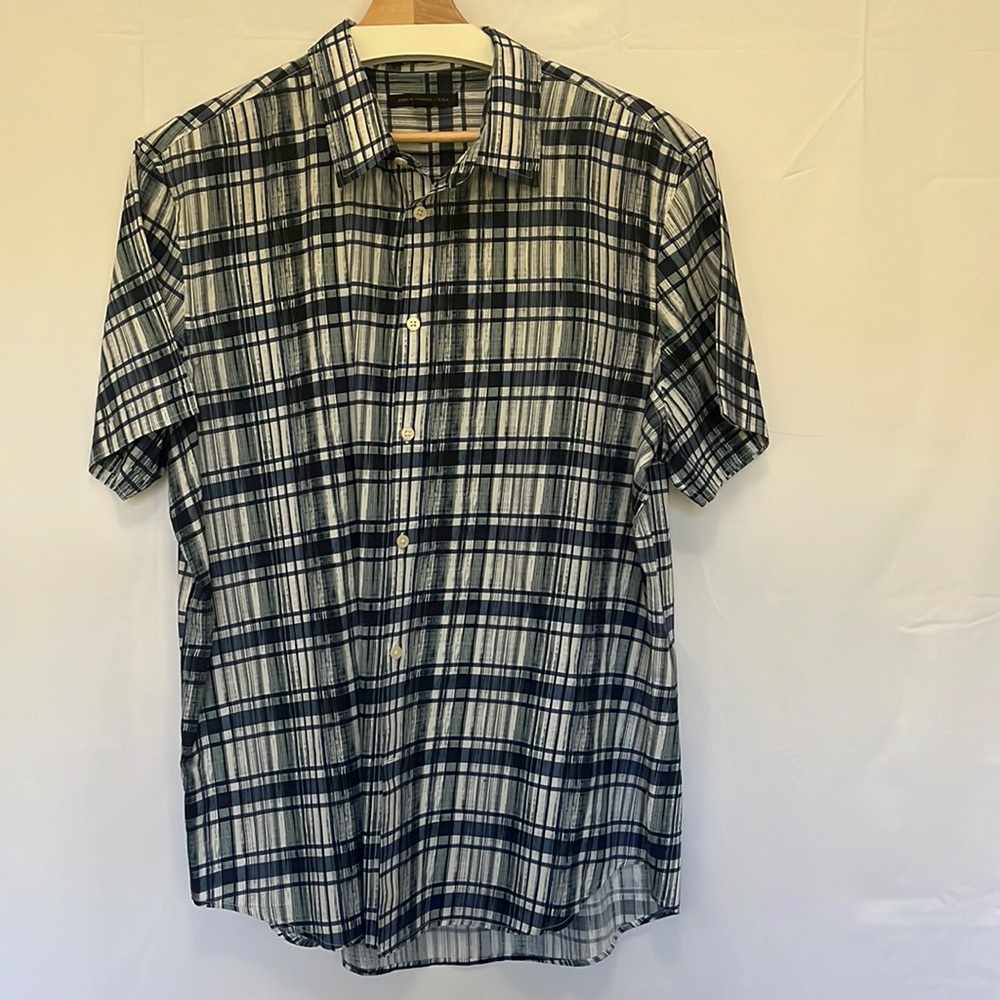 John Varvatos Button Up Shirt XL Short Sleeves Blue Plaid Cotton Men’s